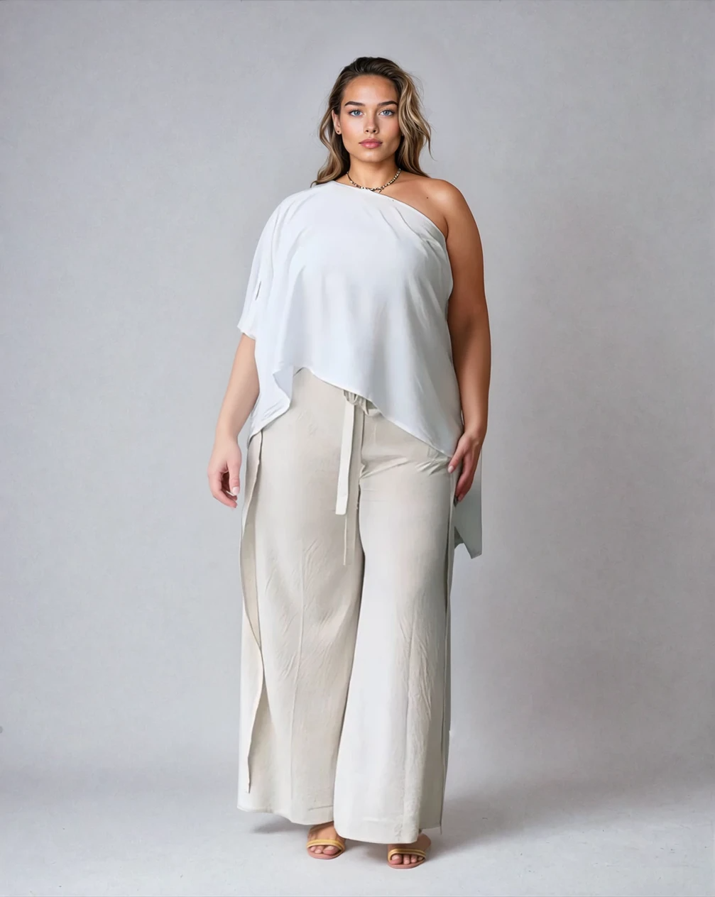 White_model2 Des:Model is 5’9” and wears size L and US 14