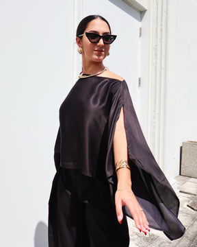 Black_model8 Des:Model is 5’2” A cup and wears size XS and US 0