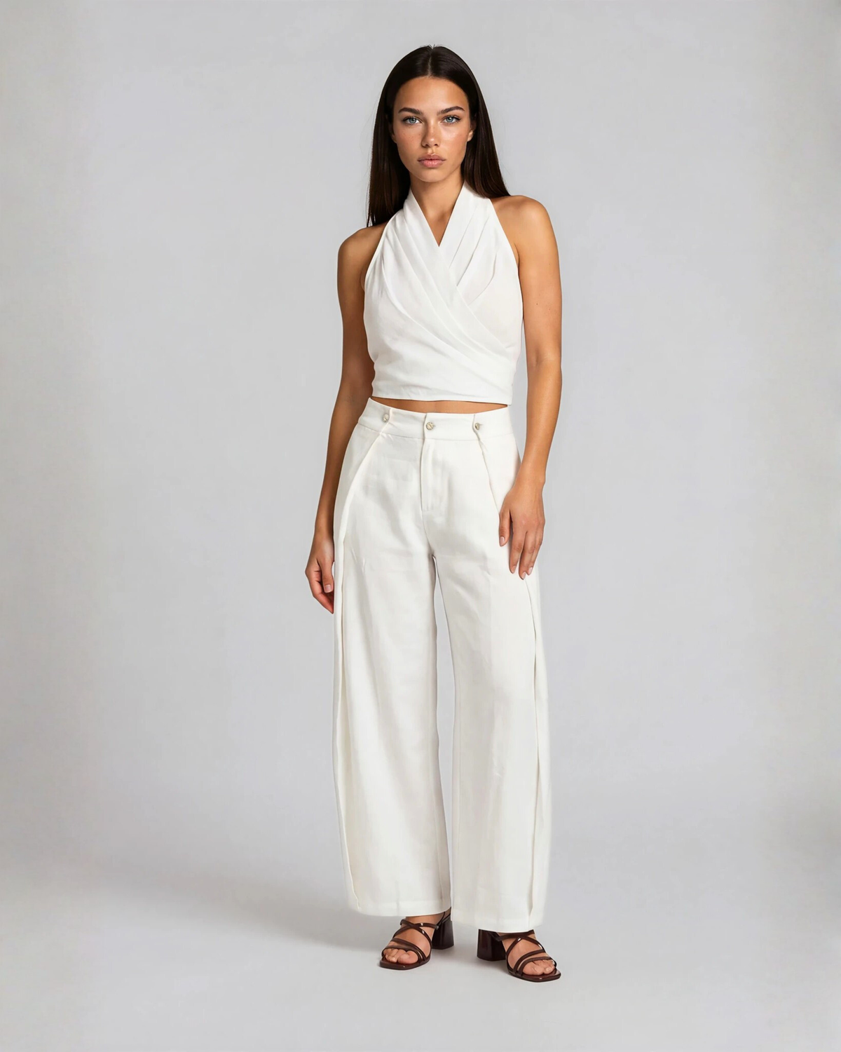 White Linen (Pre-order 4/30)_model3 Des:Model is 5’9” A cup and wears size S-M and US 4