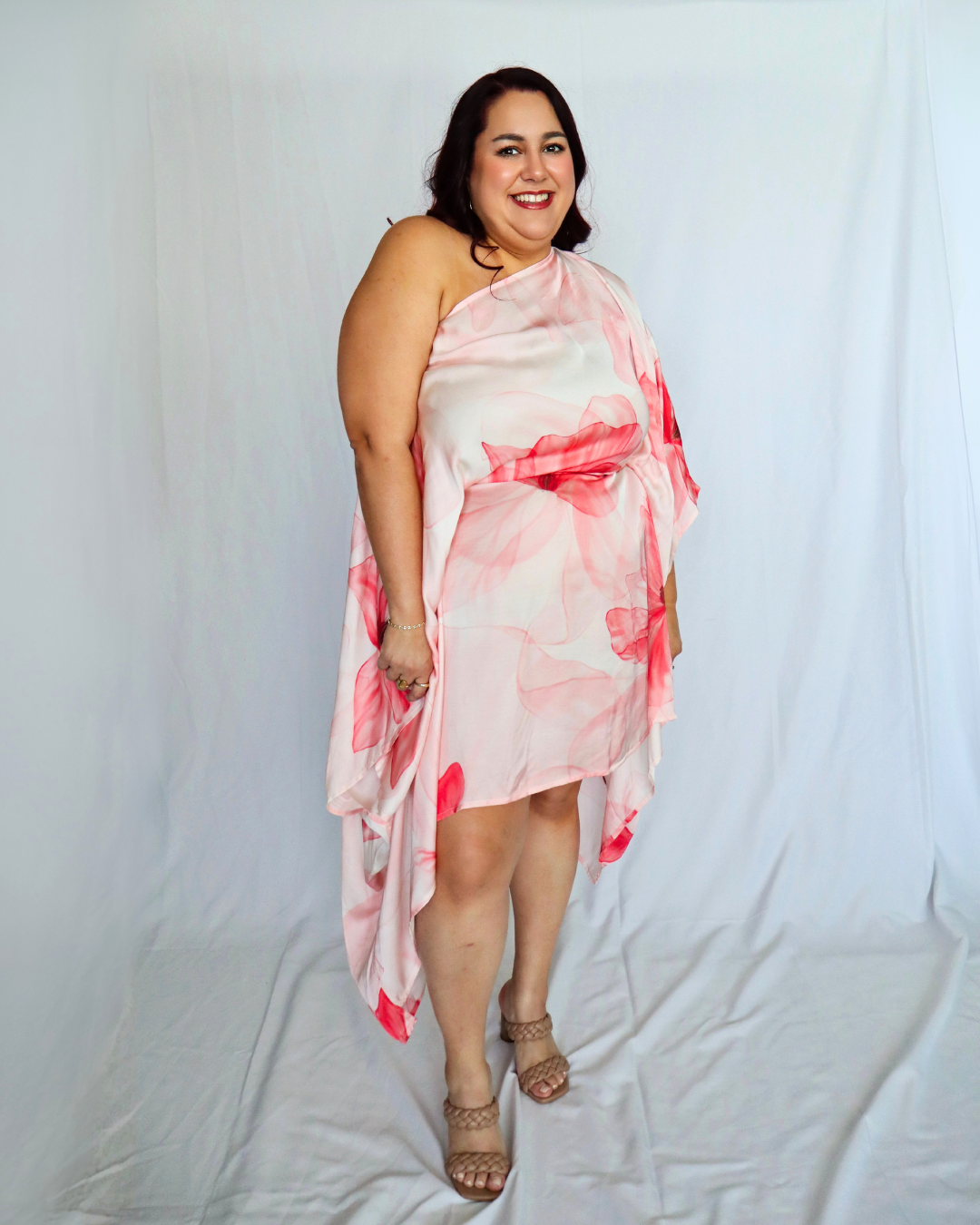 Petal Pink_model2 Des:Model is 5’5” DDD cup and wears size 2XL and US 18