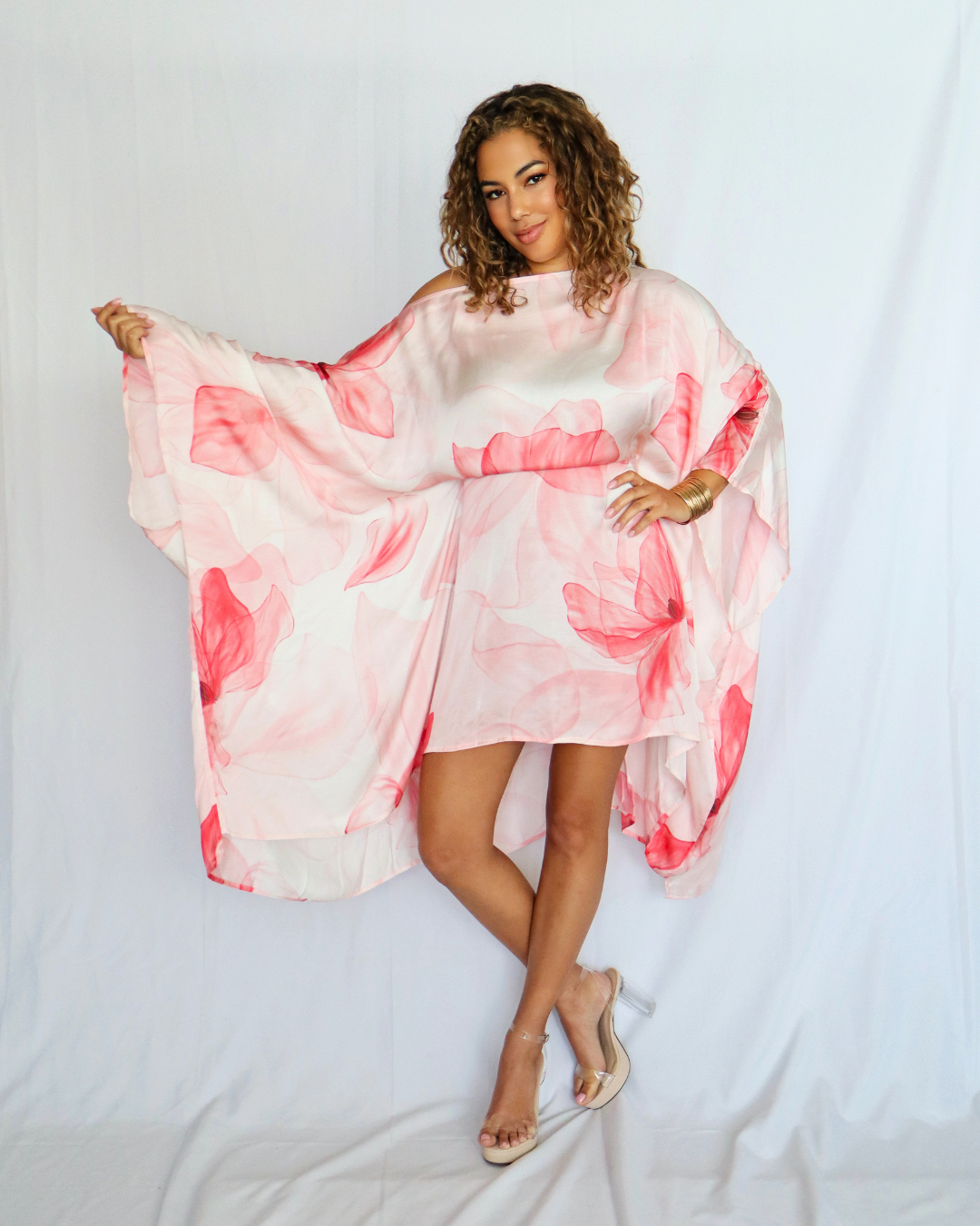 Petal Pink_model2 Des:Model is 5’9” DD cup and wears size M and US 8