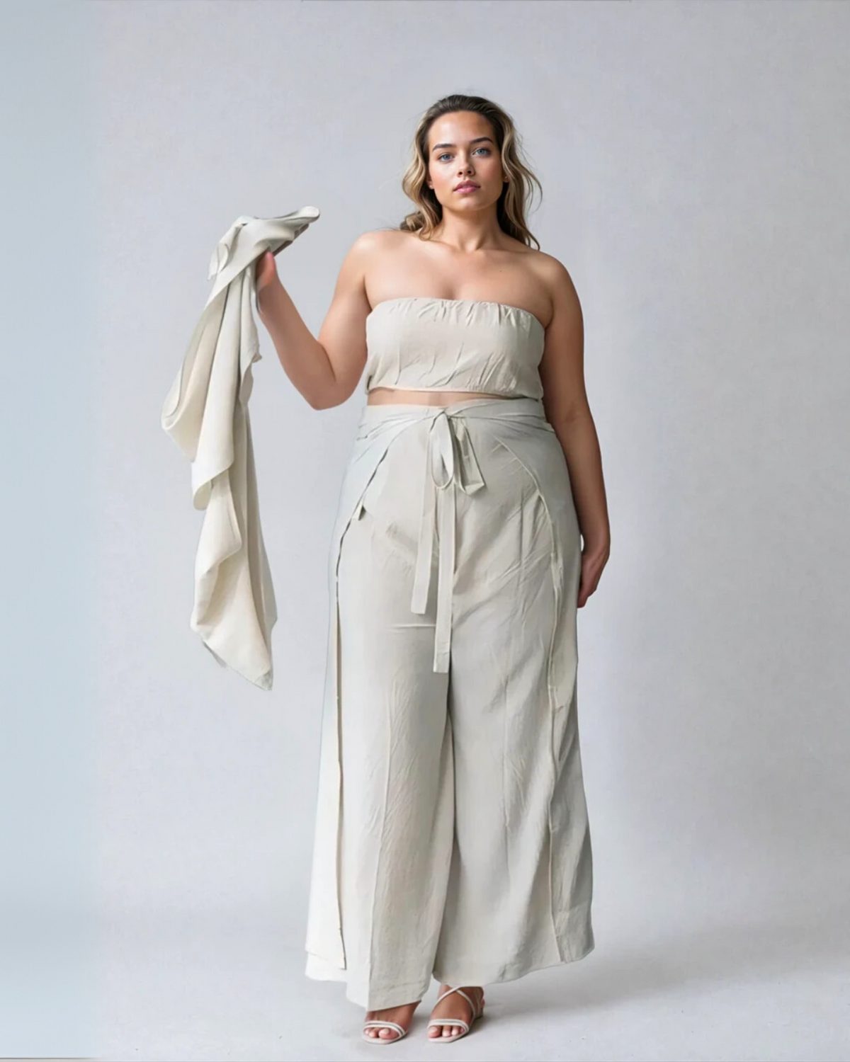 Oatmeal_model2 Des:Model is 5’9” and wears size L and US 14