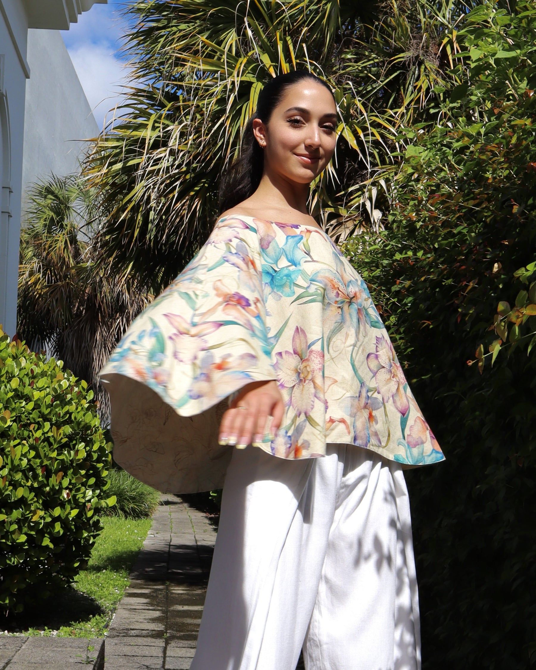 Reversible Cape Top - Linen
