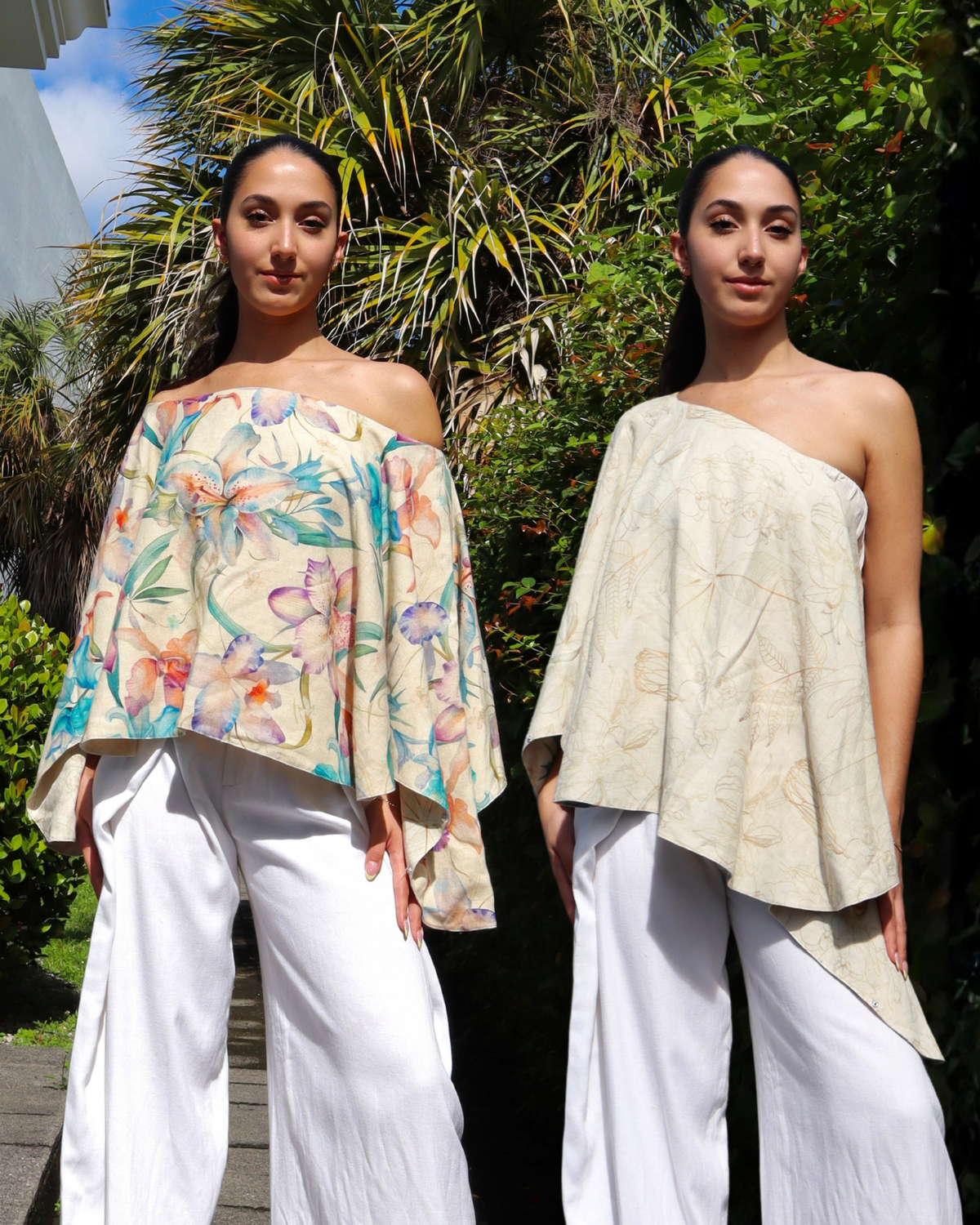 Hibiscus / Gold Leaf (Pre-order 5/10)_model1 Des:Model is 5’2” A cup and wears XS and US 0