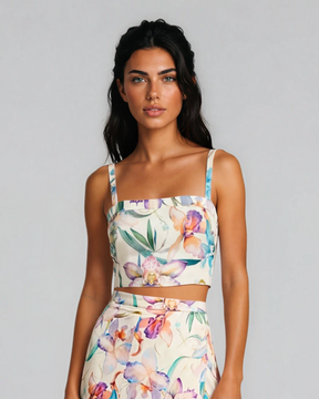 Hibiscus / Ivory (Pre-order 4/10)_model1 Des:Model is 5'7” B cup and wears size XS and US 2