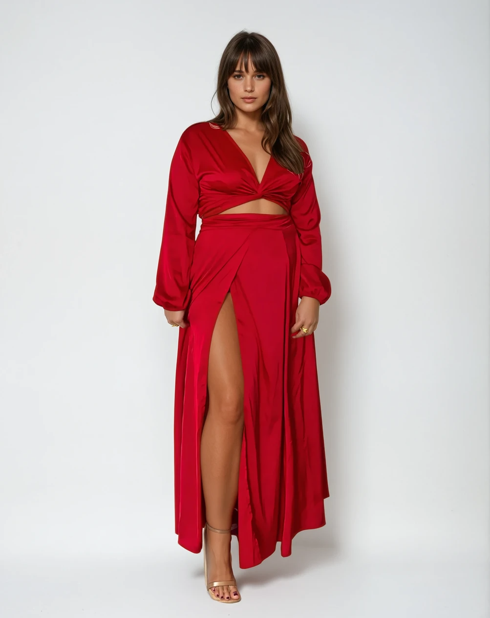 Red_model2 Des:Model is 5’9” and wears size L and US 14