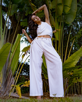 White Linen (Pre-order 5/30)_model3 Des:Model is 5’8” D cup and wears size S and US 4